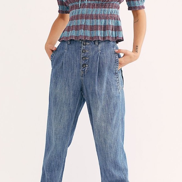 FREE PEOPLE VIVI COTTON CROPPED SMOCKED STRIPED CROP TOP IN BLUE/RED SZ. S , L - Picture 4 of 16